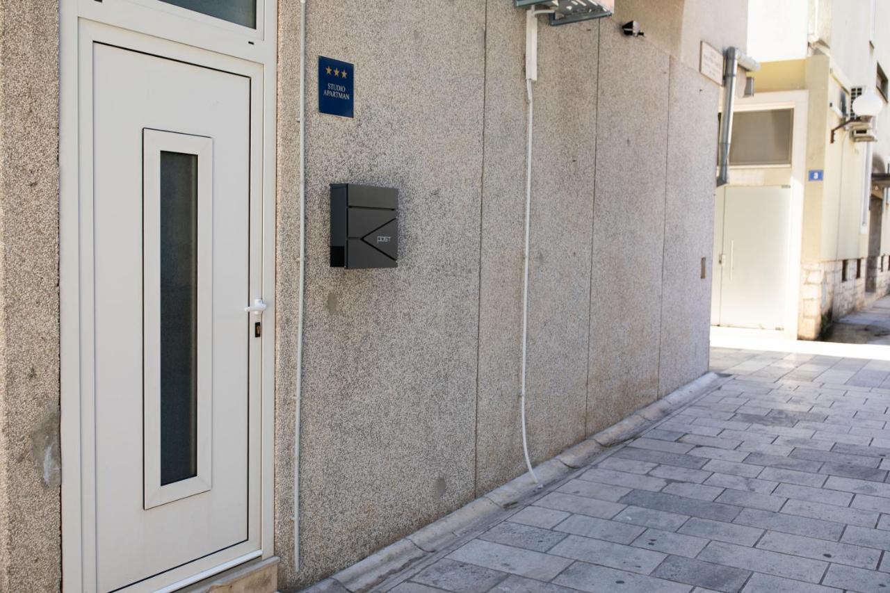 Susur - By Hoxilis Appartement Zadar Buitenkant foto